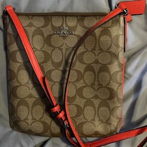 Small Coach bag like new condition